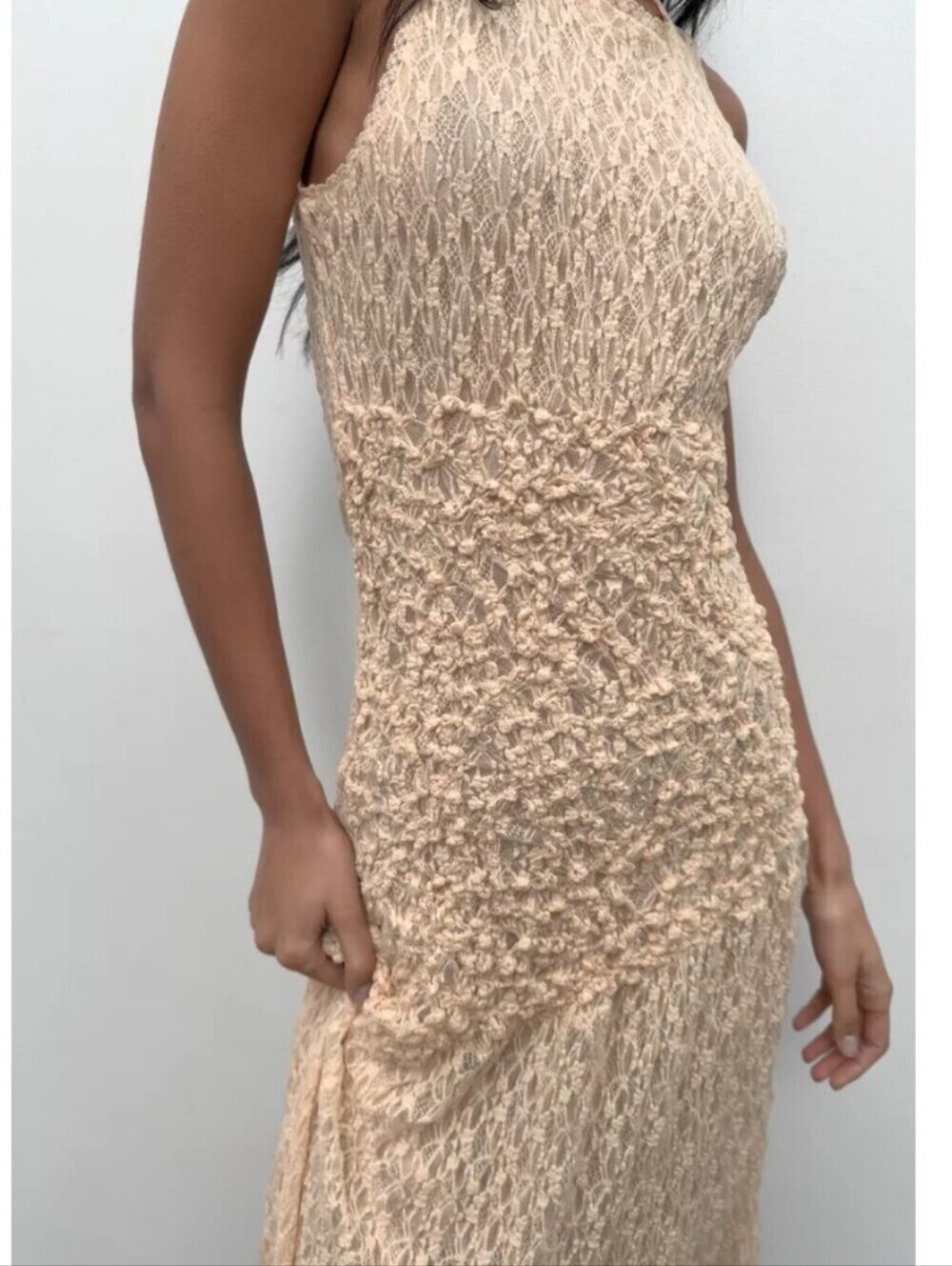 Zara Gathered Lace Midi Dress Is - Picture 5 of 13